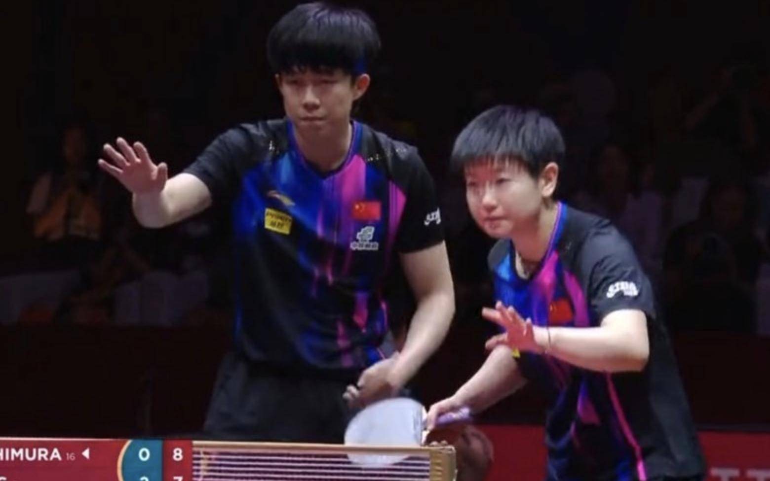 本泽马今日表现抢眼，那不勒斯整场无解，教练赛后亲自拥抱的简单介绍